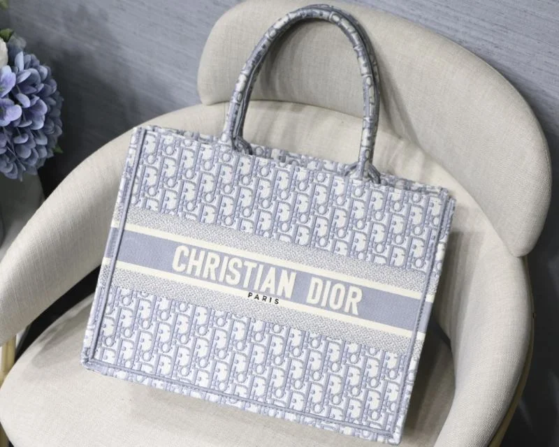 Bright Christian Dior Shopping Bags 46234