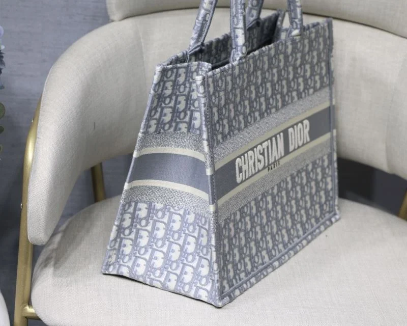 Bright Christian Dior Shopping Bags 46234