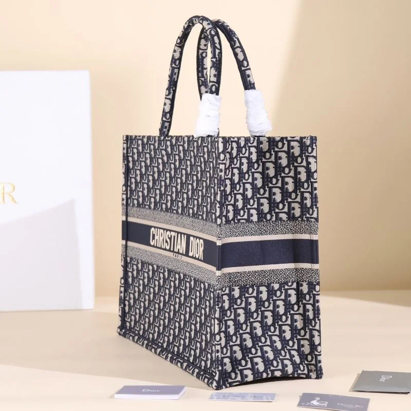 Refined Christian Dior Shopping Bags 46199
