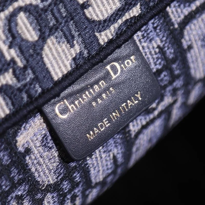 Refined Christian Dior Shopping Bags 46199