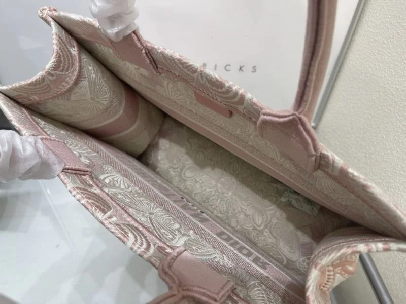 Premium Christian Dior Shopping Bags 46201