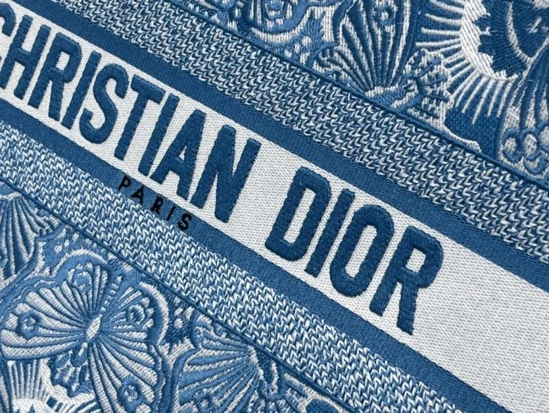 Christian Dior Shopping Bags Colorful 46196