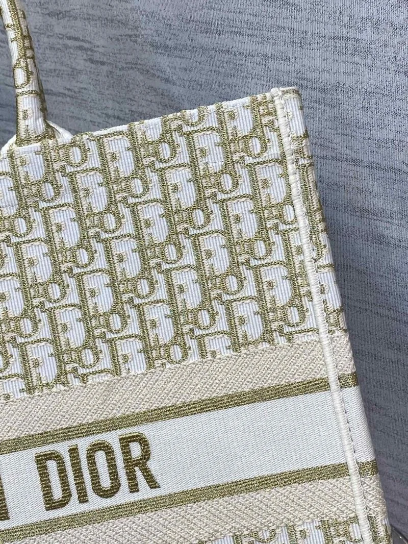 Seasonal Christian Dior Shopping Bags 46238