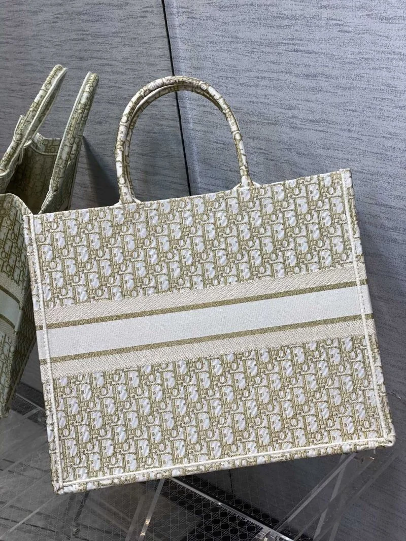 Seasonal Christian Dior Shopping Bags 46238