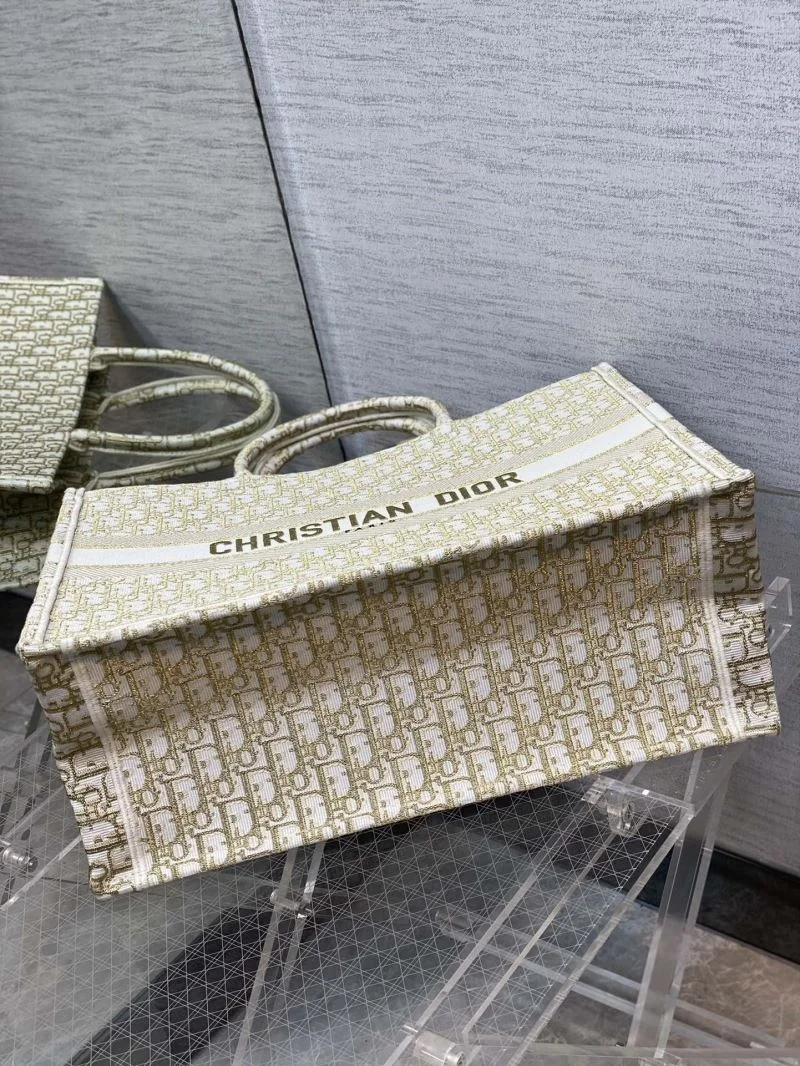Seasonal Christian Dior Shopping Bags 46238