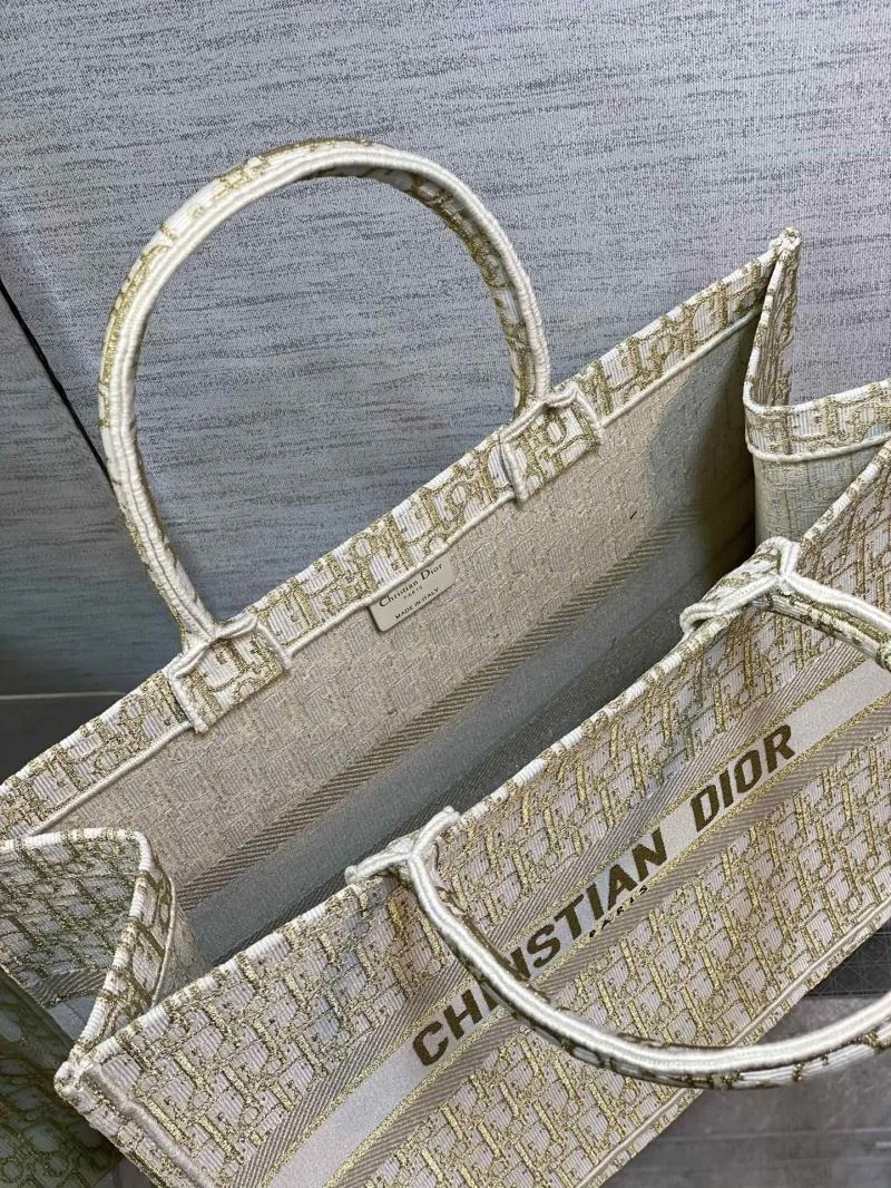 Seasonal Christian Dior Shopping Bags 46238