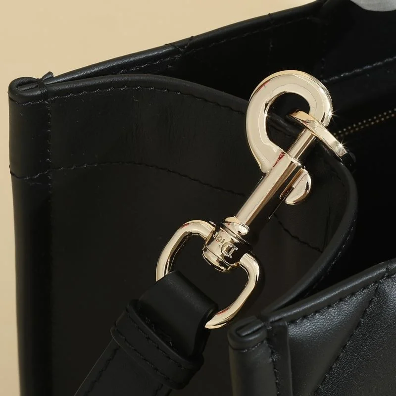 Christian Dior Shopping Bags Attractive 46189