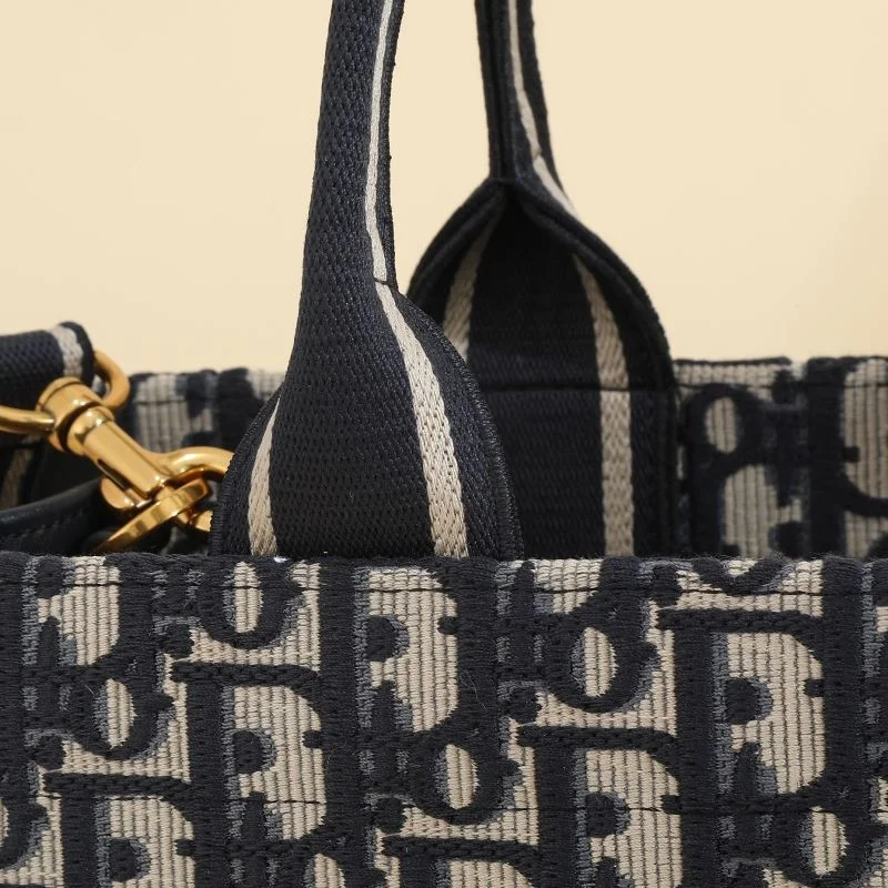 Compact Christian Dior Shopping Bags 46188