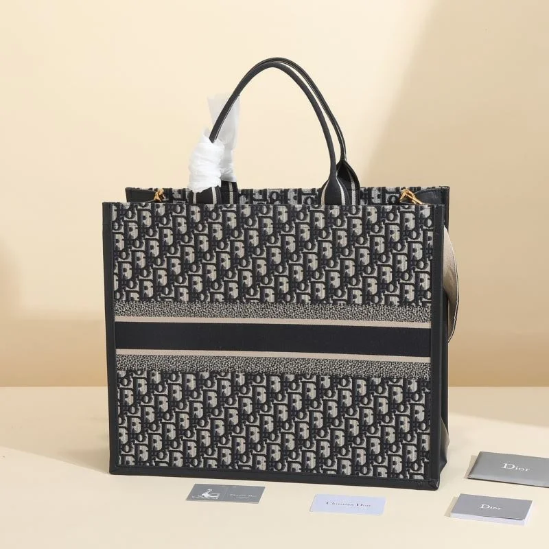Lightweight Christian Dior Shopping Bags 46231