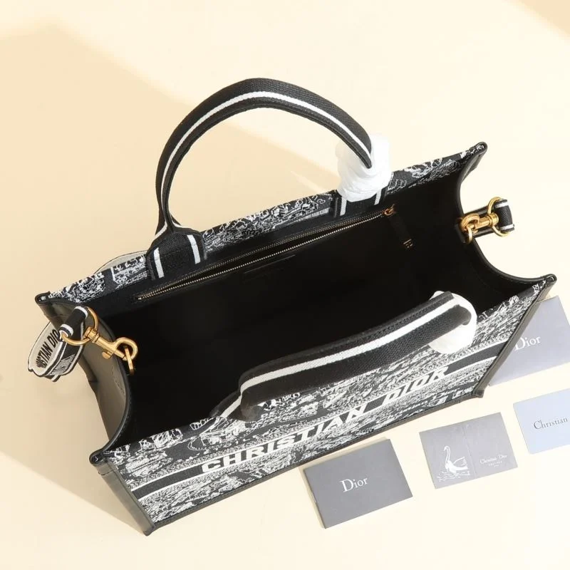 Christian Dior Shopping Bags Lightweight 46182