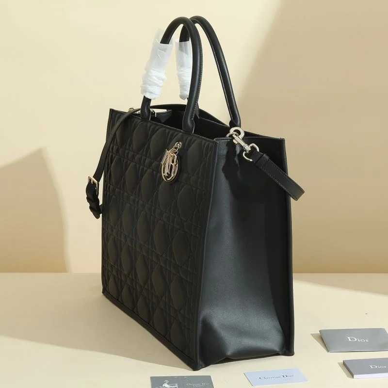 Christian Dior Shopping Bags Functional 46179
