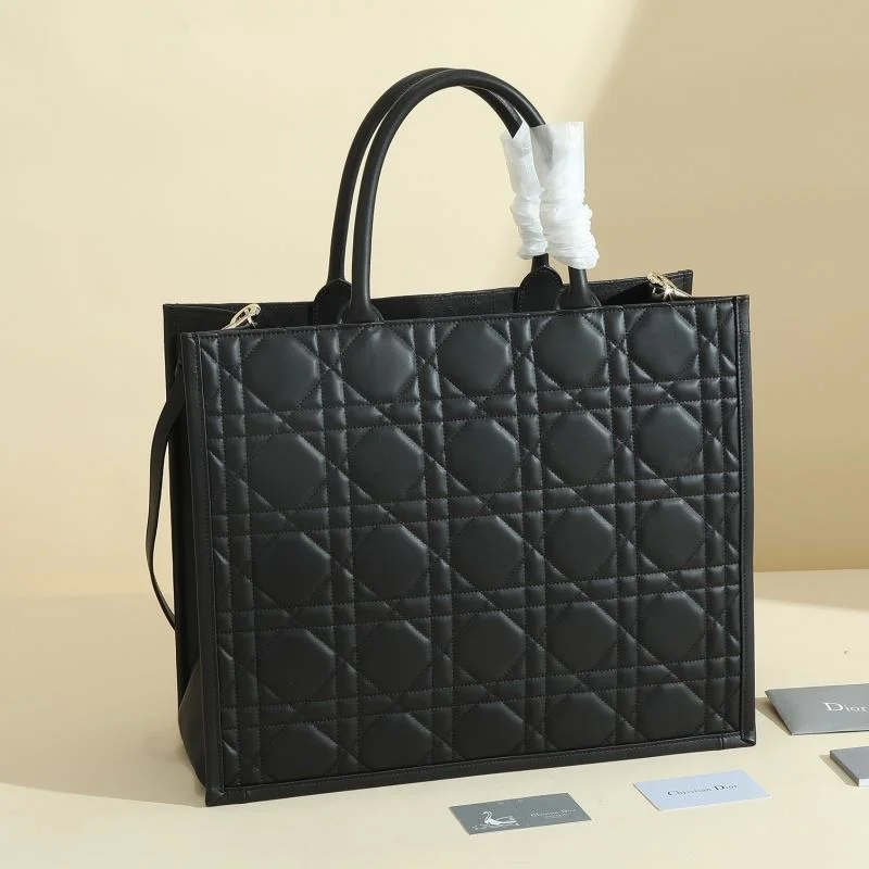 Christian Dior Shopping Bags Functional 46179
