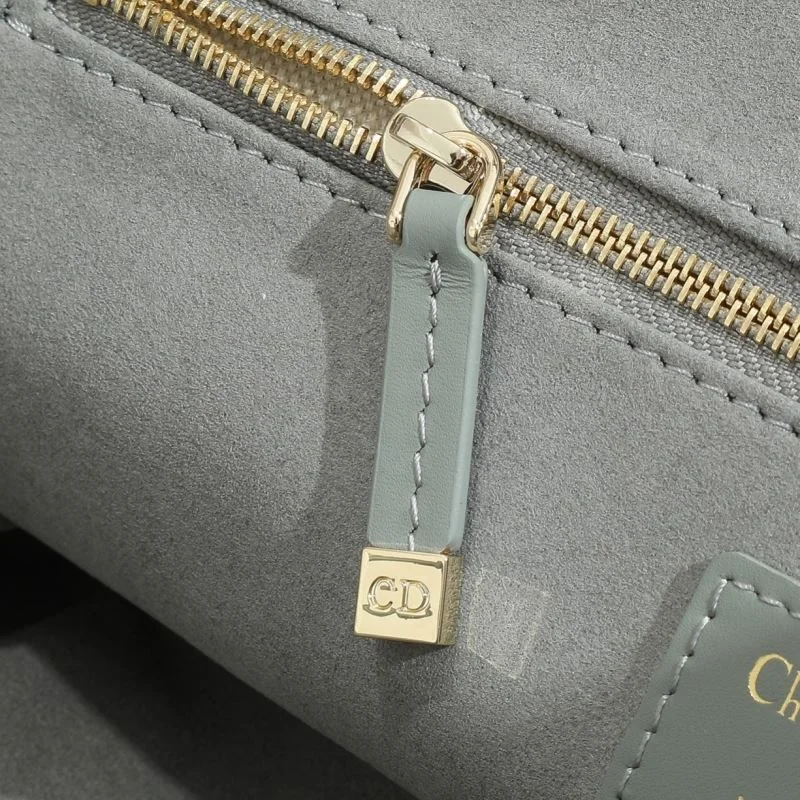 Christian Dior Shopping Bags Vibrant 46227