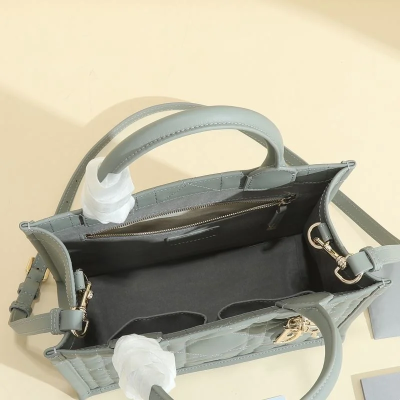 Tailored Christian Dior Shopping Bags 46219
