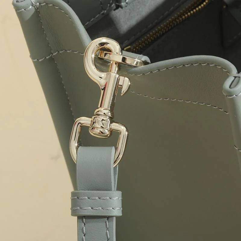 Tailored Christian Dior Shopping Bags 46219