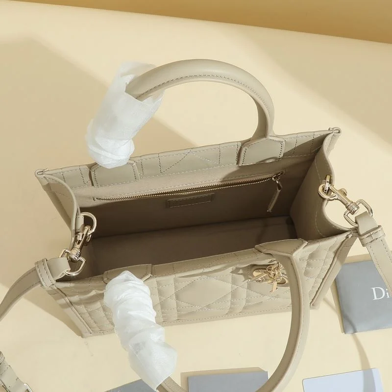Christian Dior Shopping Bags TravelReady 46167