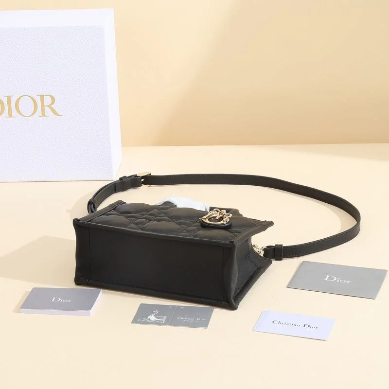 Christian Dior Shopping Bags Elegant 46169