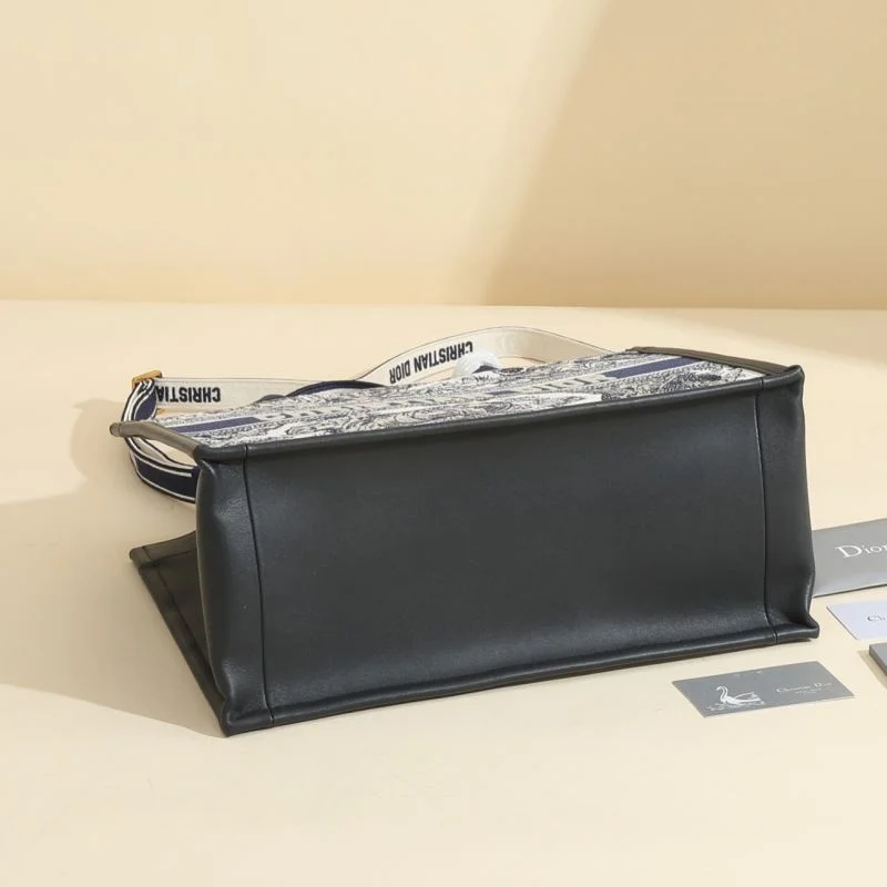 RelaxedFit Christian Dior Shopping Bags 46166