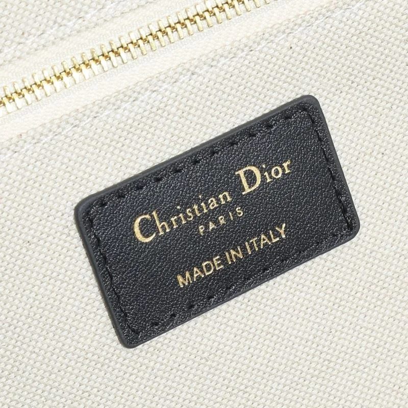 RelaxedFit Christian Dior Shopping Bags 46166