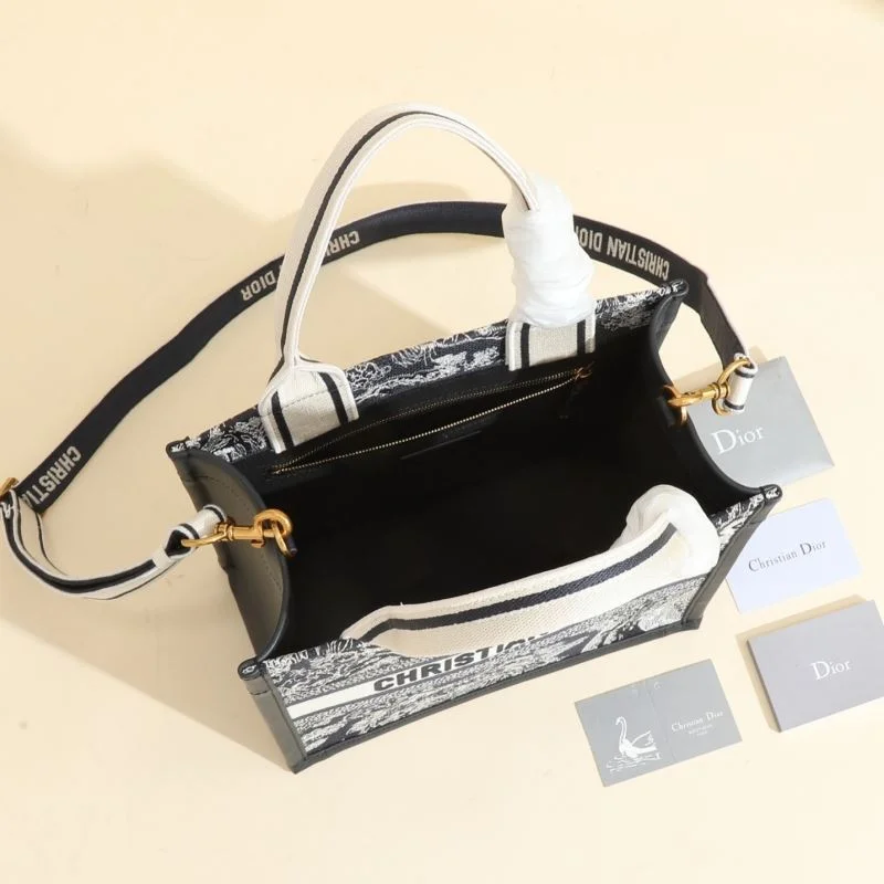 Durable Christian Dior Shopping Bags 46163