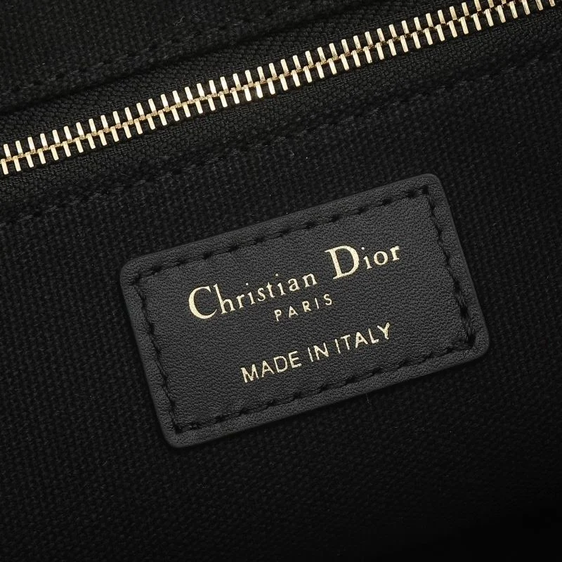 Christian Dior Shopping Bags Contemporary 46195