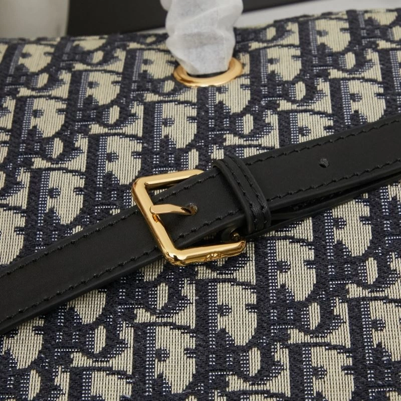 Christian Dior Shopping Bags ModernLook 86220