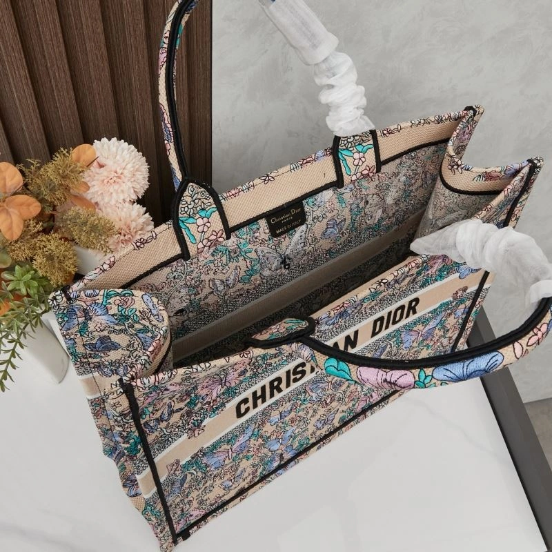 Christian Dior Shopping Bags EyeCatching 86227
