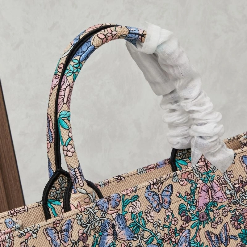 Christian Dior Shopping Bags EyeCatching 86227