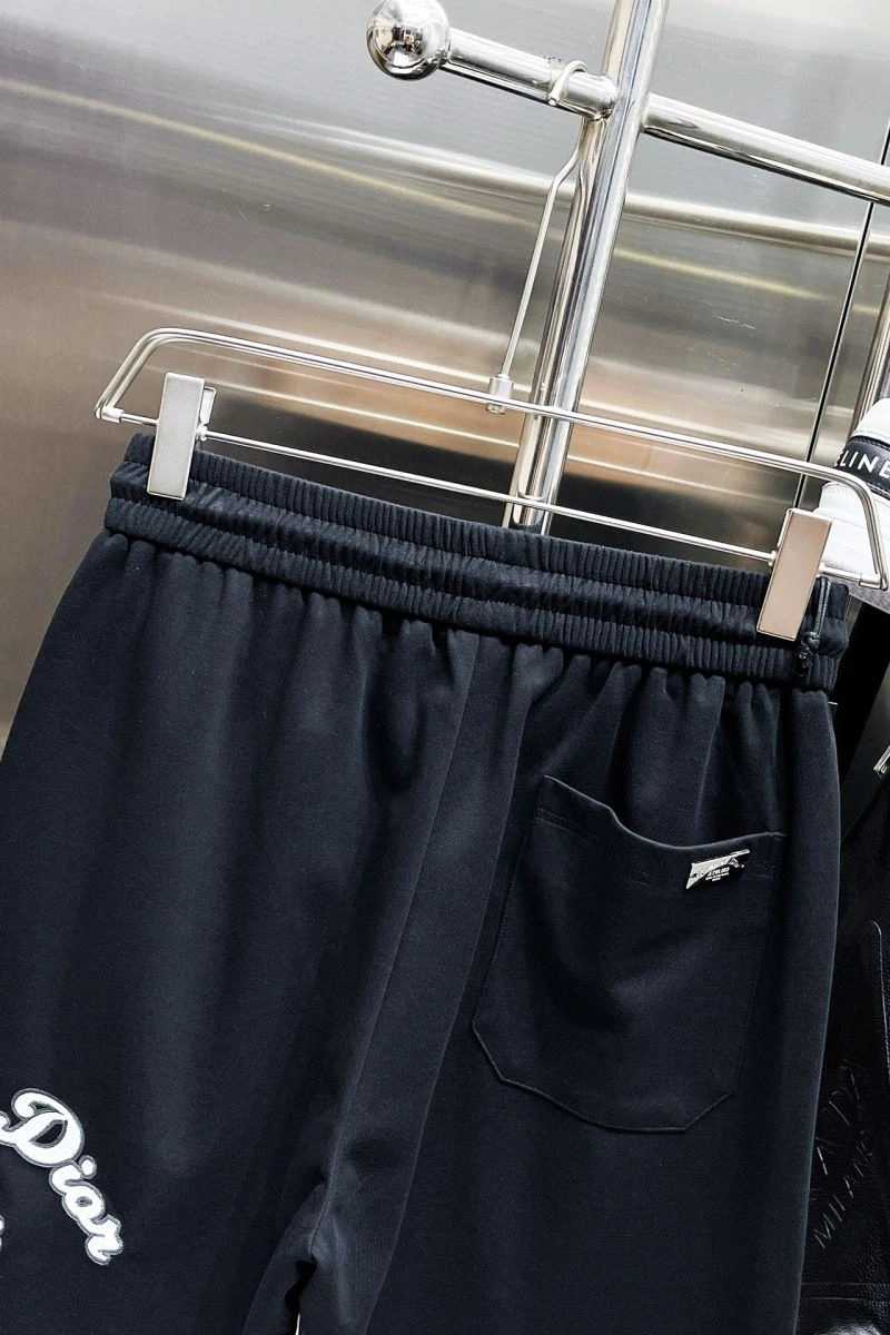 UrbanChic Christian Dior Short Pants 117115
