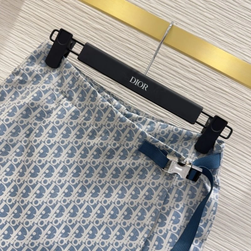 Sophisticated Christian Dior Short Pants 112836