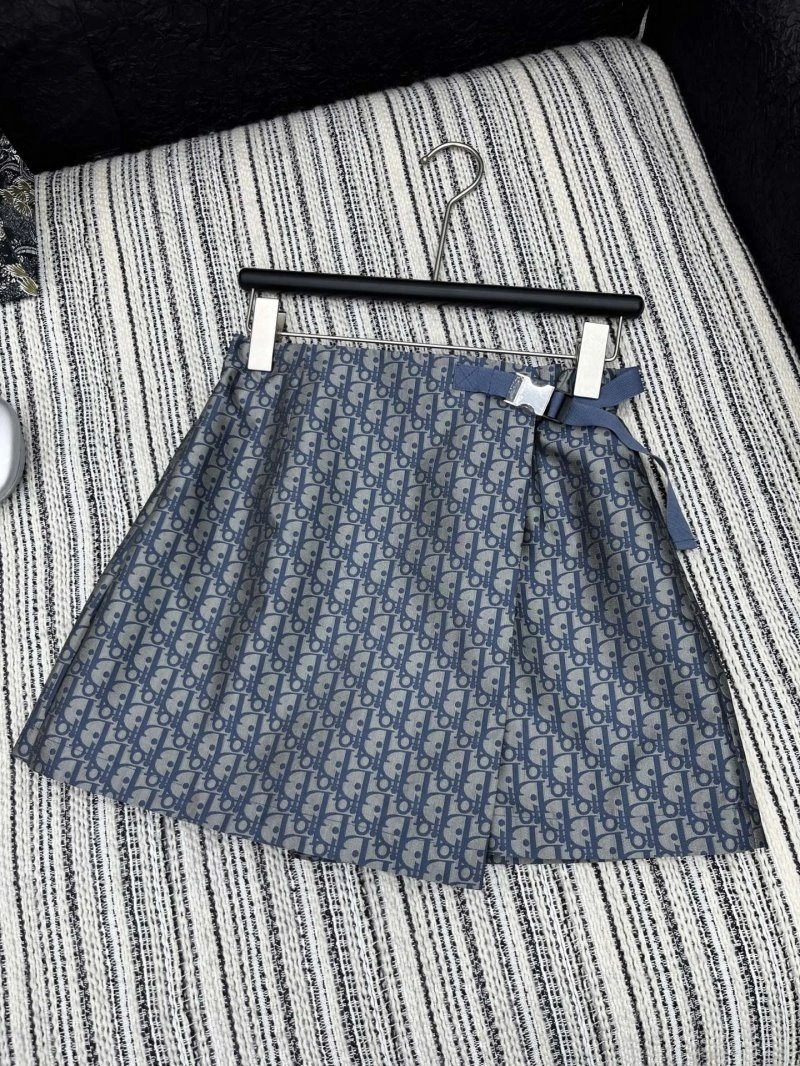Modern Christian Dior Short Pants 114290