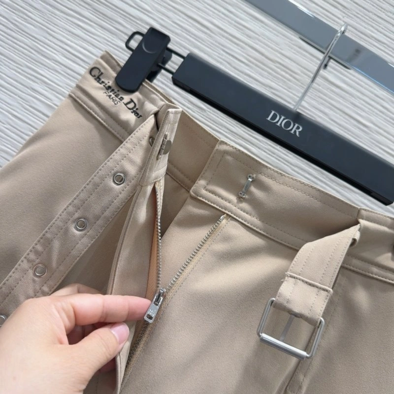 Christian Dior Short Pants Fashionable 114306