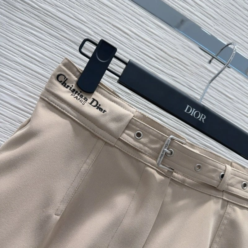 Christian Dior Short Pants Fashionable 114306