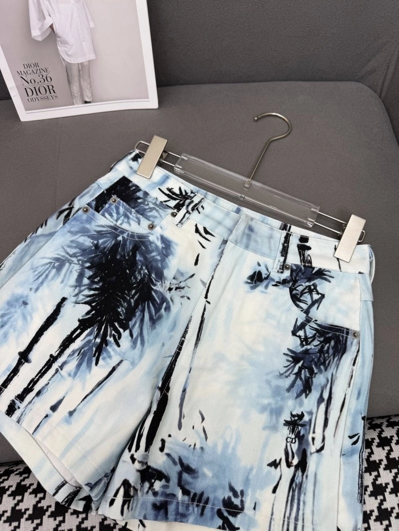 Cozy Christian Dior Short Pants 114285
