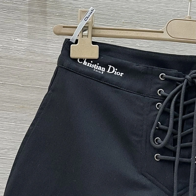 Christian Dior Short Pants Sustainable 114277