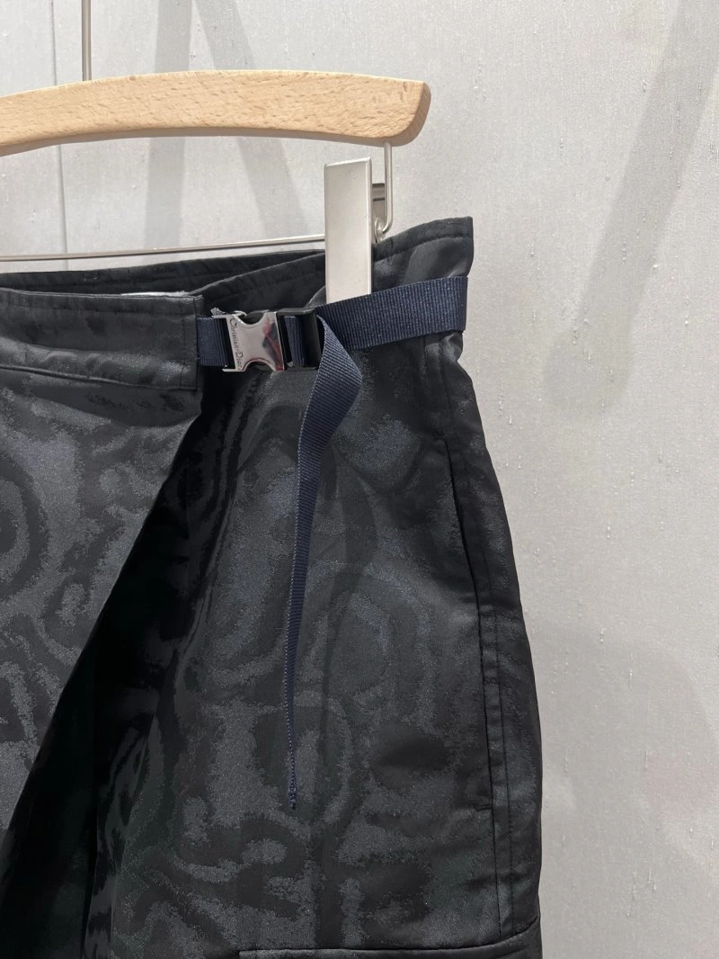 Original Christian Dior Short Pants 112036
