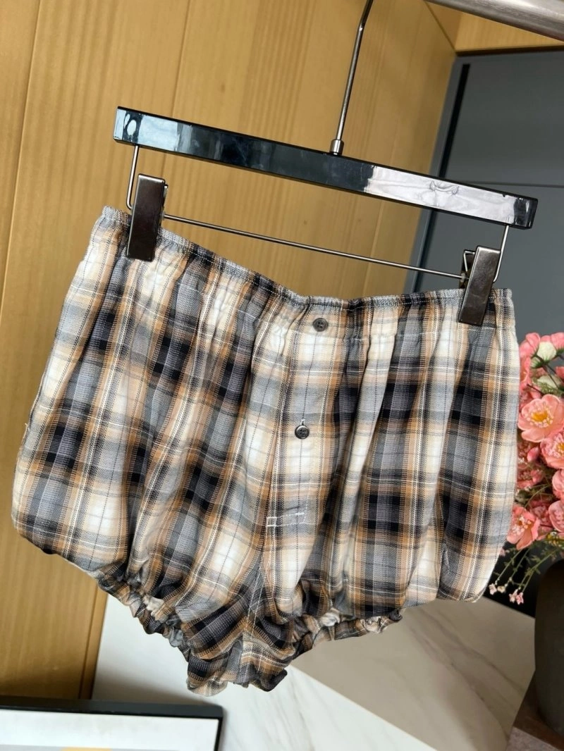 Christian Dior Short Pants Sophisticated 112044
