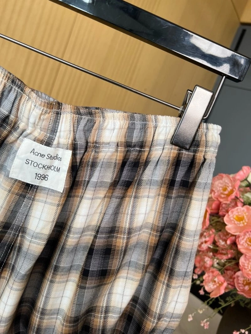 Christian Dior Short Pants Sophisticated 112044