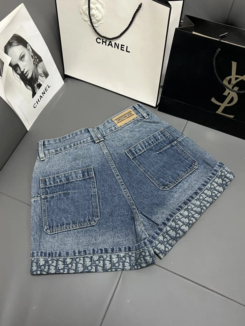 Cozy Christian Dior Short Pants 112040
