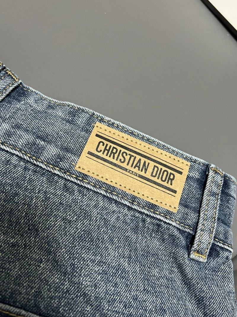Cozy Christian Dior Short Pants 112040