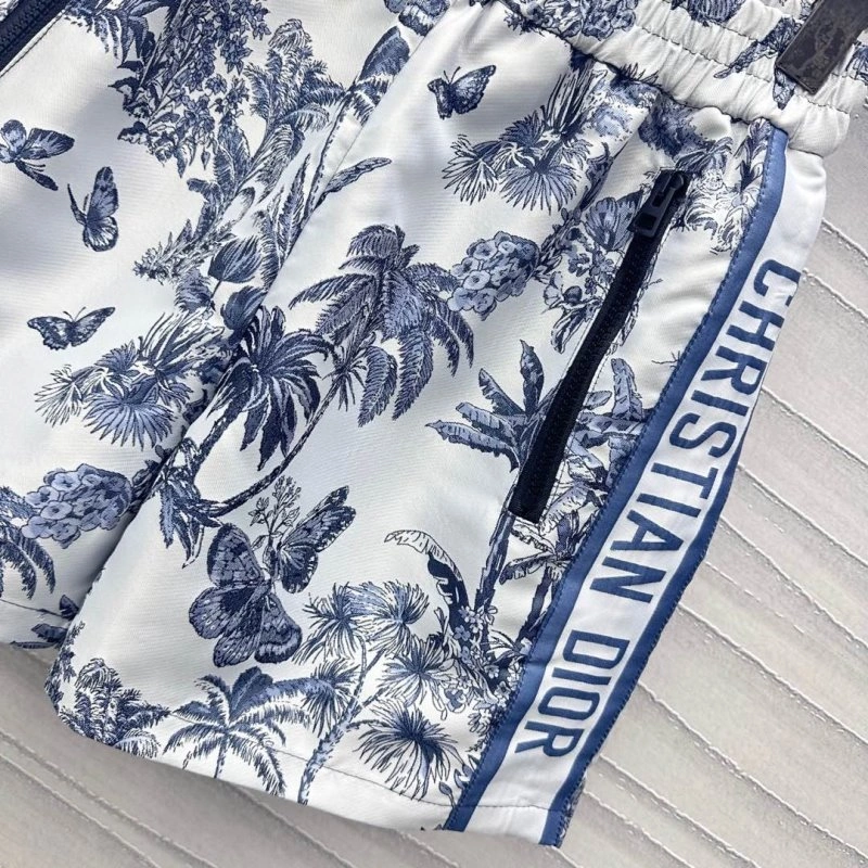 Trendsetting Christian Dior Short Pants 112033
