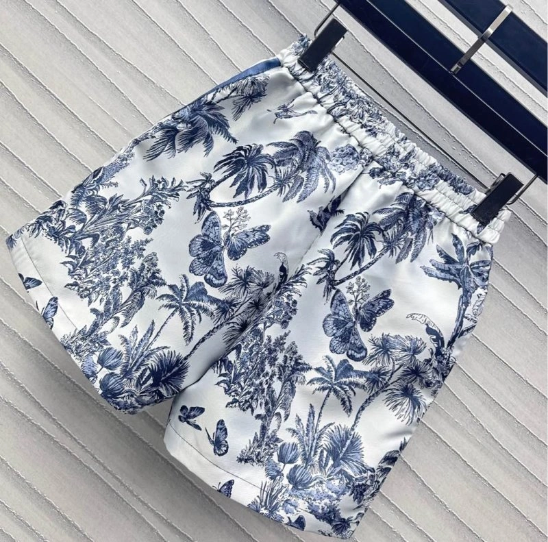 Trendsetting Christian Dior Short Pants 112033