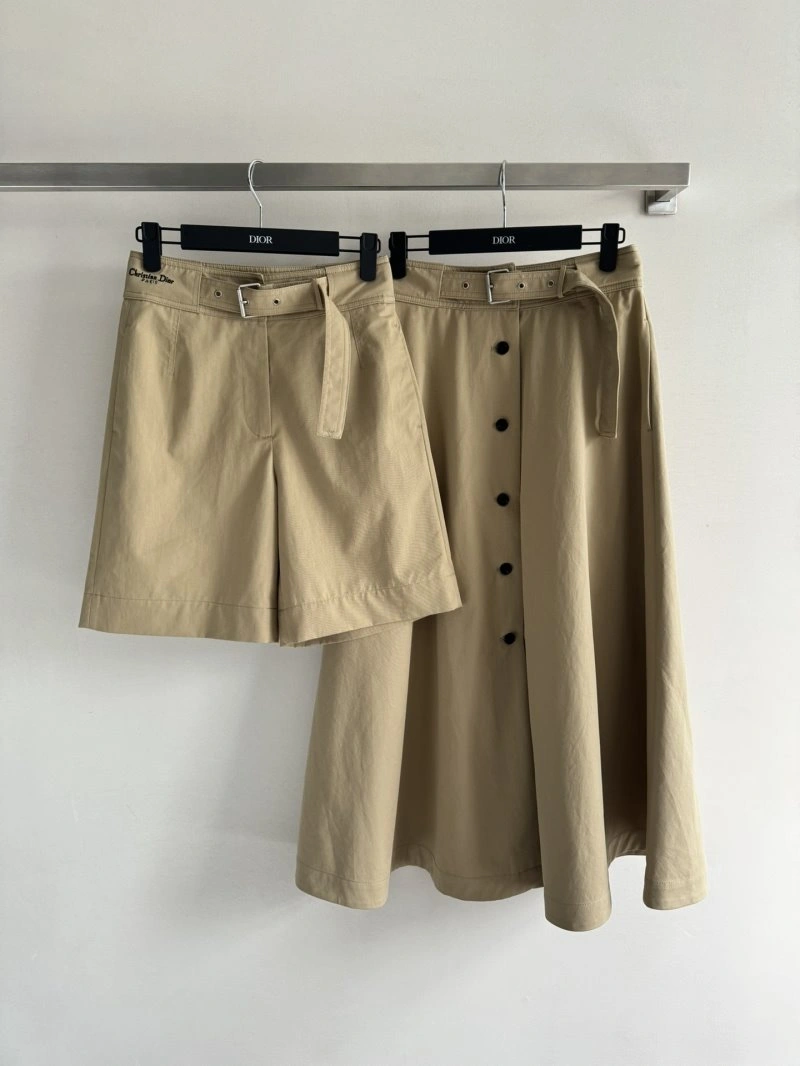 Reliable Christian Dior Short Pants 112025