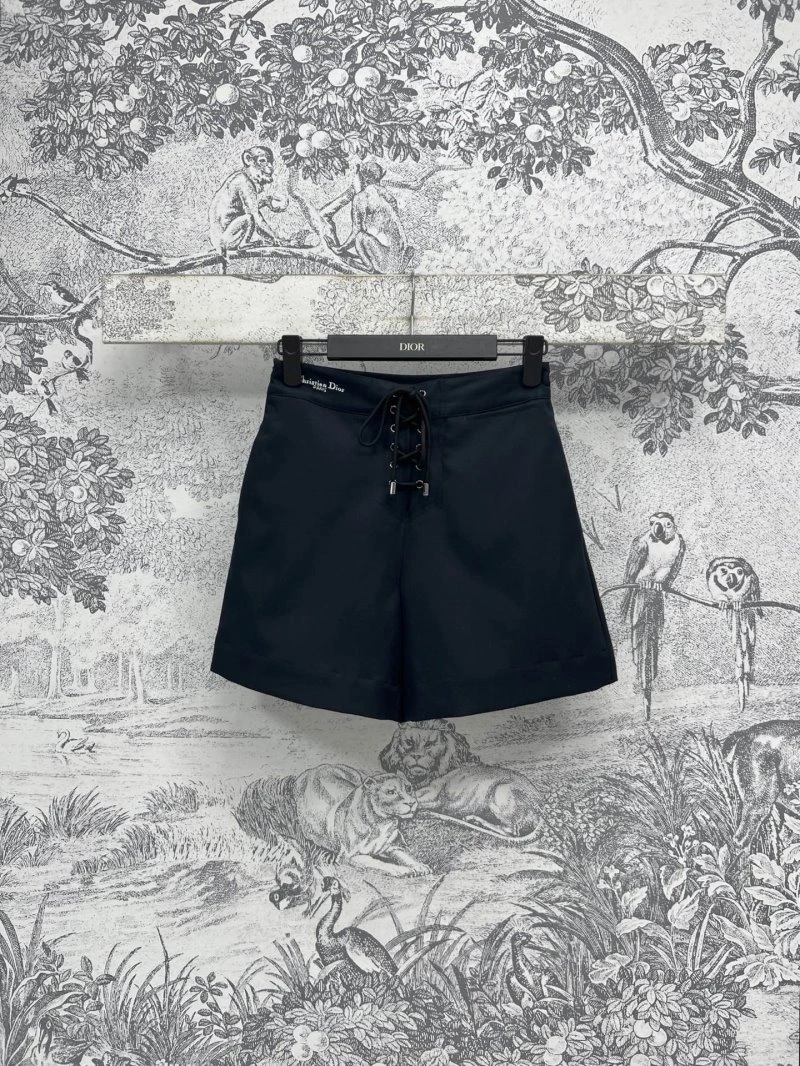 Sophisticated Christian Dior Short Pants 112019