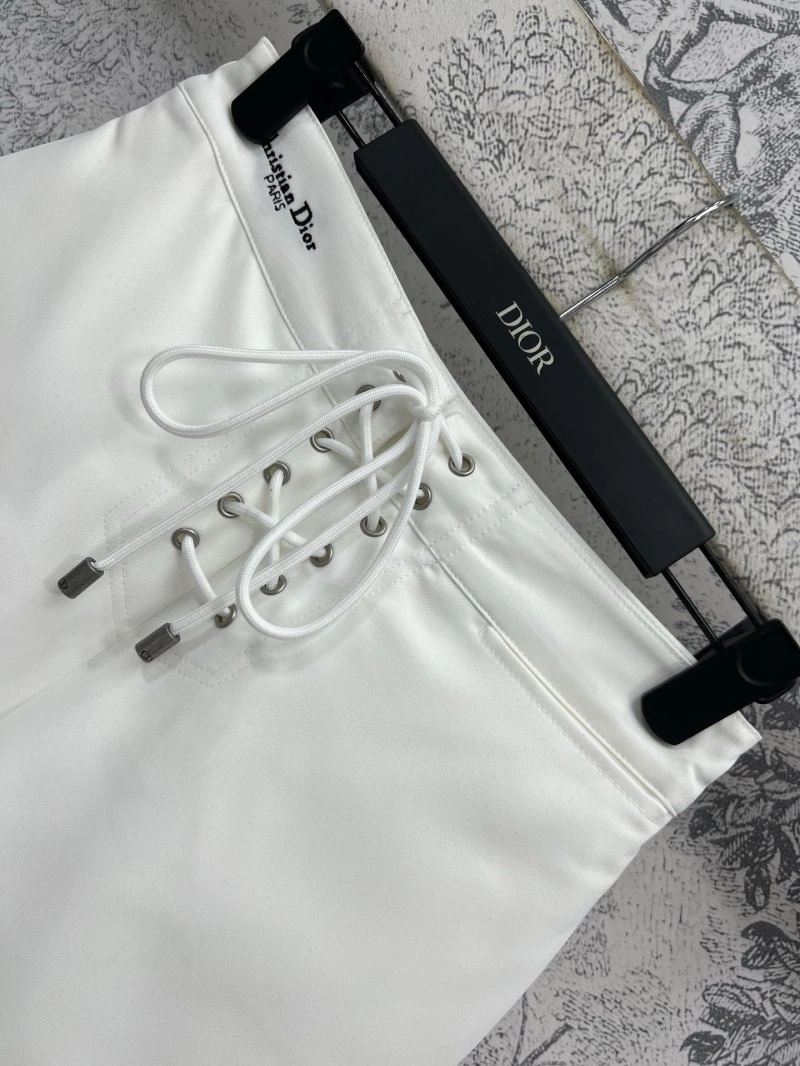 Stylish Christian Dior Short Pants 112018