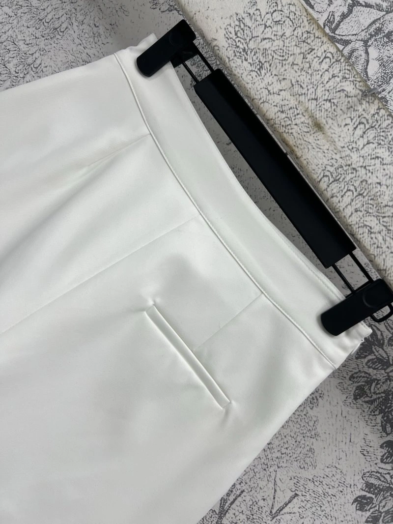 Stylish Christian Dior Short Pants 112018