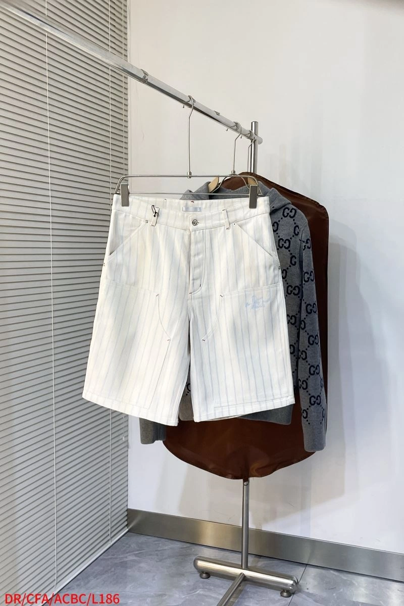 Sleek Christian Dior Short Pants 116143
