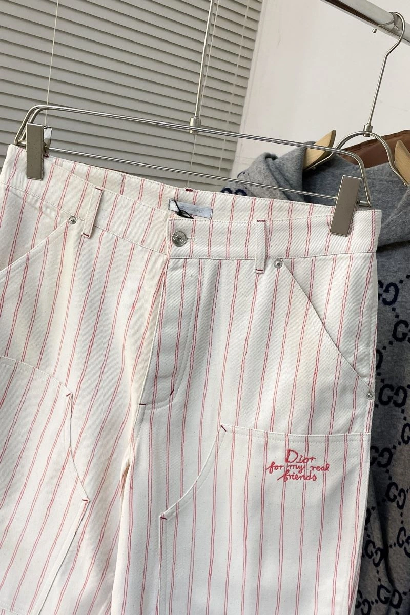 Sleek Christian Dior Short Pants 116143
