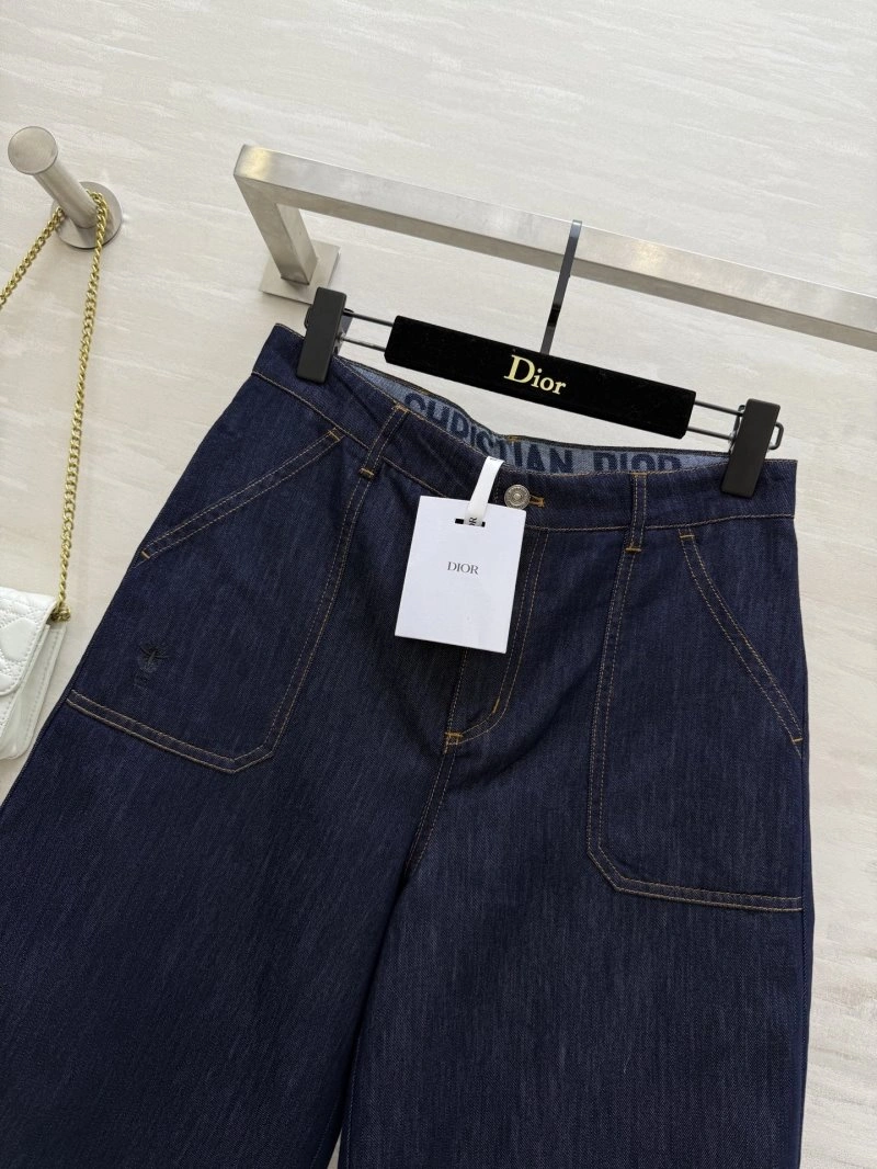Sleek Christian Dior Short Pants 113706