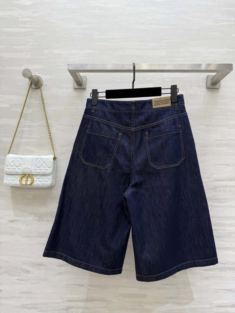 Sleek Christian Dior Short Pants 113706